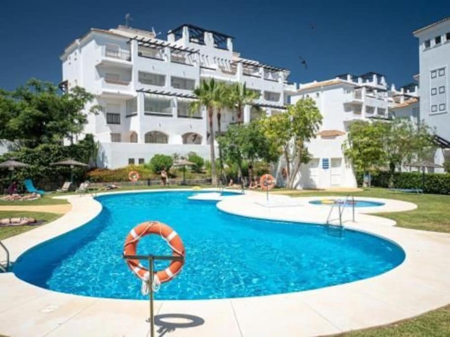 Apartamentos Residencial Duquesa San Luis de Sabinillas Exteriör bild